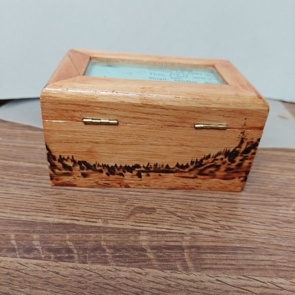 Wayne Bally 2003 Handcrafted Wooden Keepsake Box - Picture 3 of 10